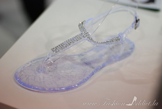 Dizzy Jelly Sandals