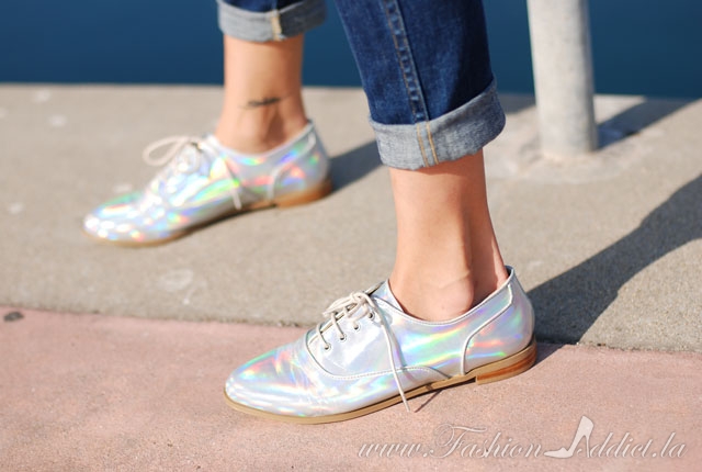 Holographic Shoes